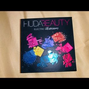 Huda beauty electric obsession